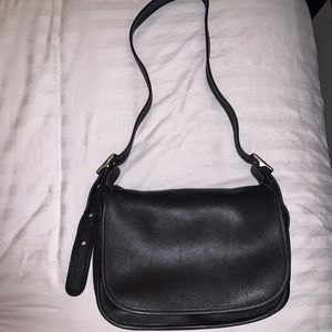 VINTAGE COACH black crossbody bag
